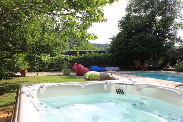 Maison Dhôtes écologique En Rhône Alpes Isère Avec Piscine